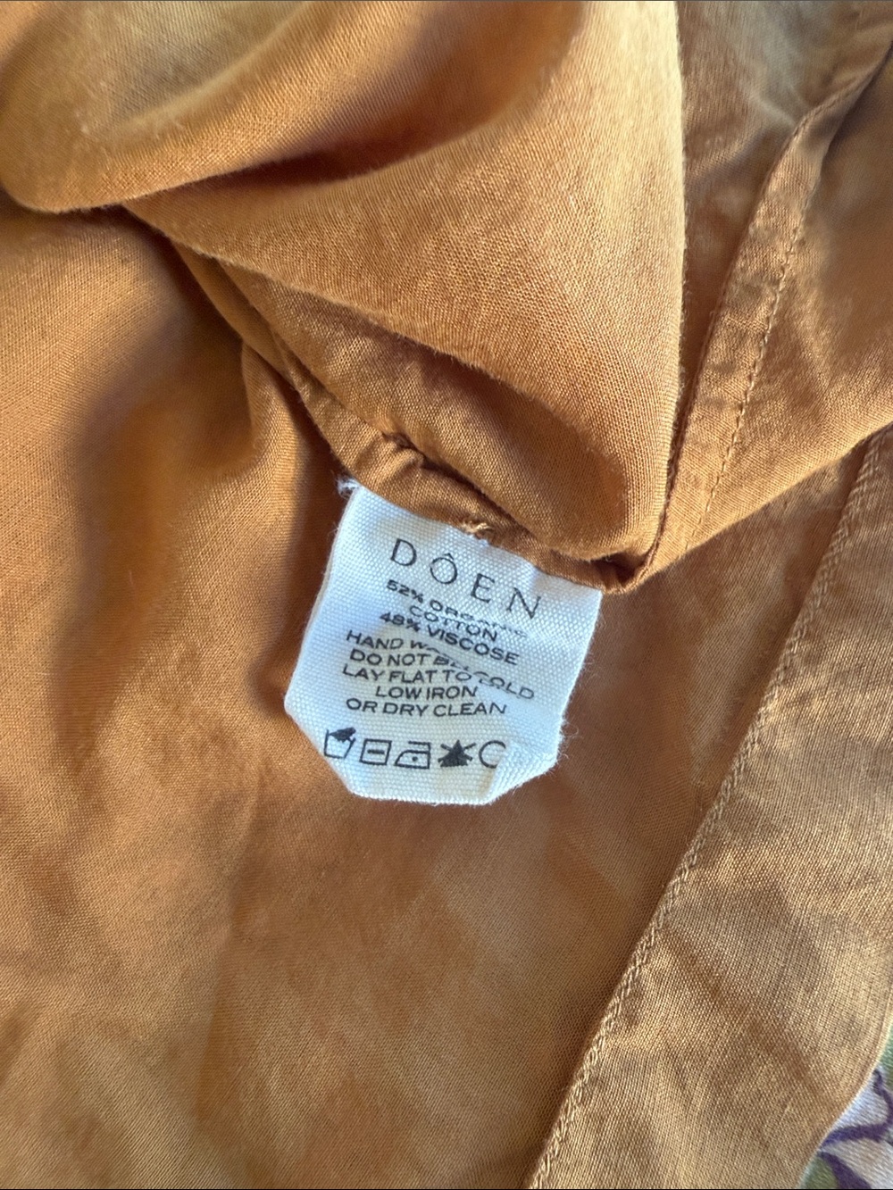 Doen Puff Sleeve Button-Front Top Caramel - Picture 3 of 4